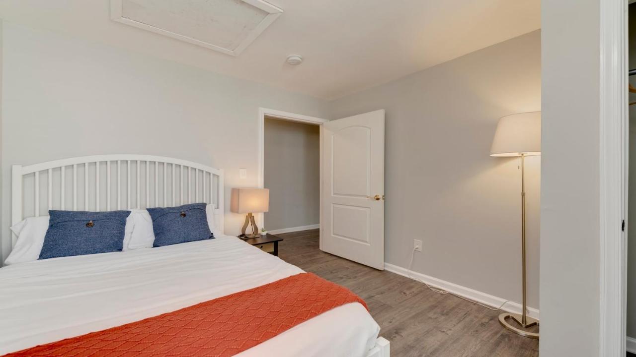 Stylish 3Br 3Ba Colonial House By Cozysuites الإسكندرية، فيرجينيا المظهر الخارجي الصورة